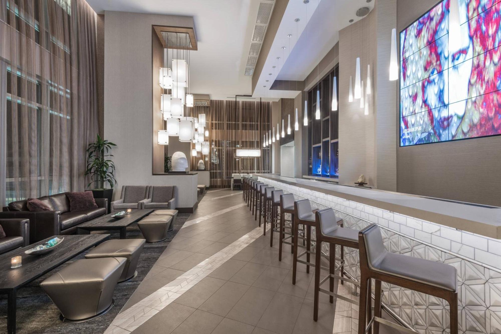 Ac Hotel By Marriott Charlotte City Center Exterior photo